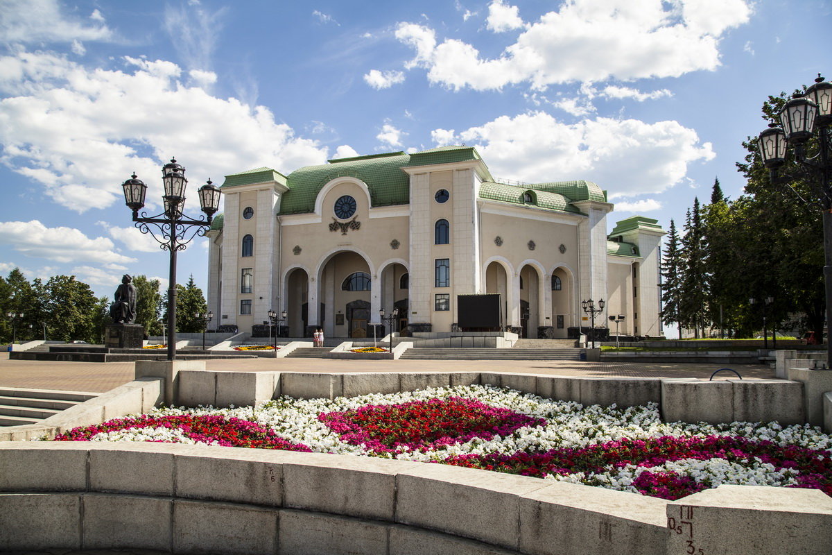 Драматический театр - Александр Галкин