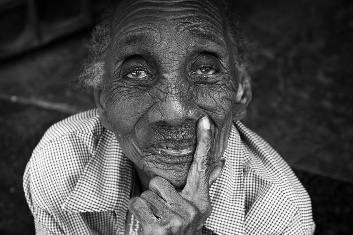 Havana. Portrait of the old woman. - Станислав Ситников