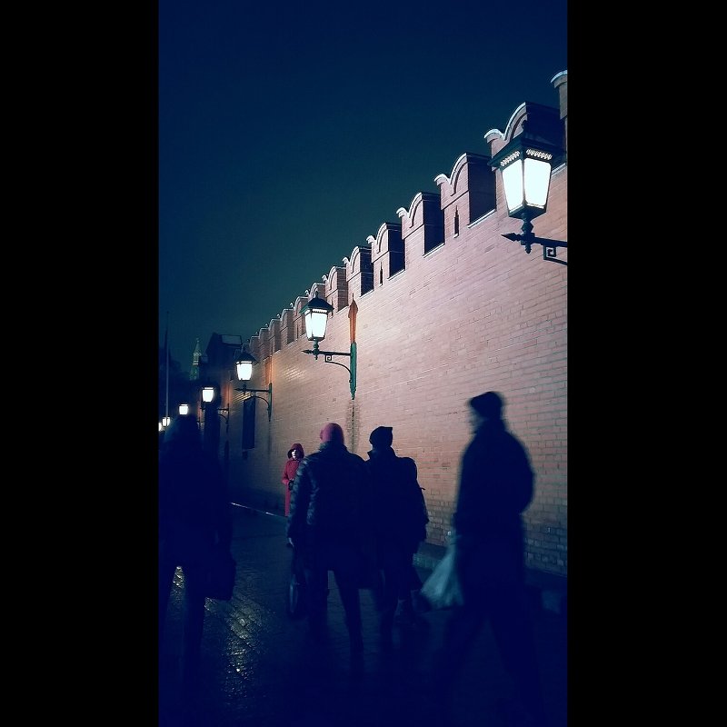 Ночь, улица, фонарь и Кремль - Виктория Нефедова