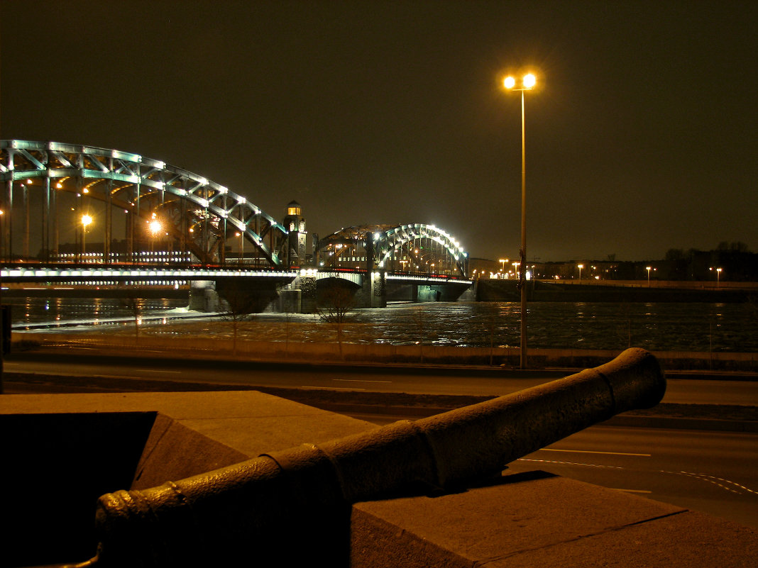 Санкт-Петербург, у Большеохтинского моста - максим лыков