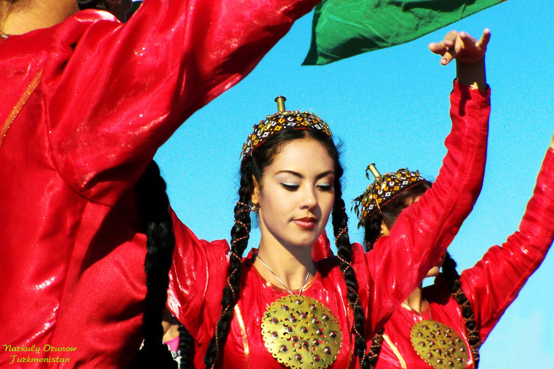 Туркменский танец - Narkuly Orunow