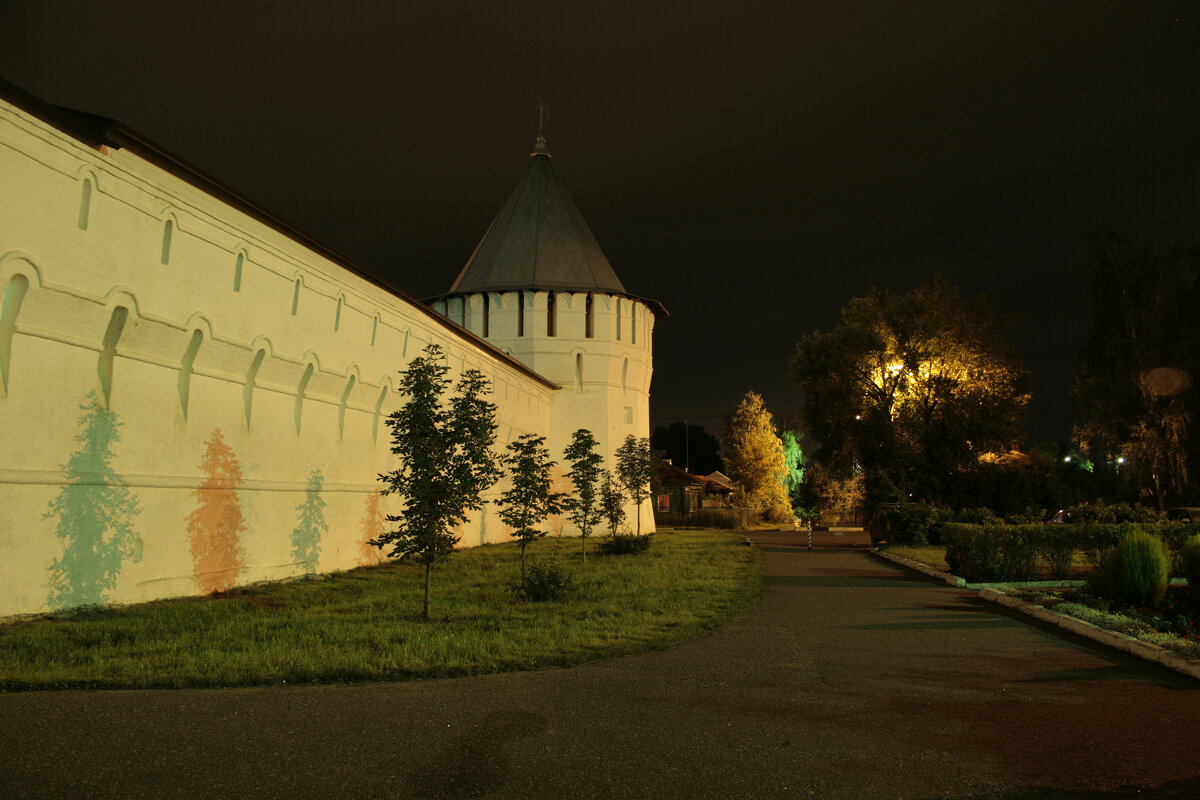 Ночь у Серпуховского монастыря - Татьяна Мурзенко
