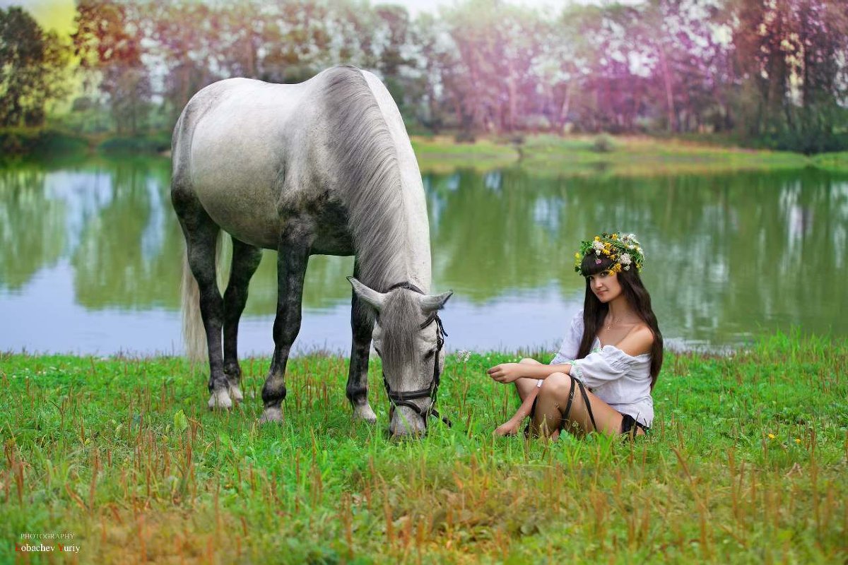 Лошадь и девушка - Настёна Рычкова