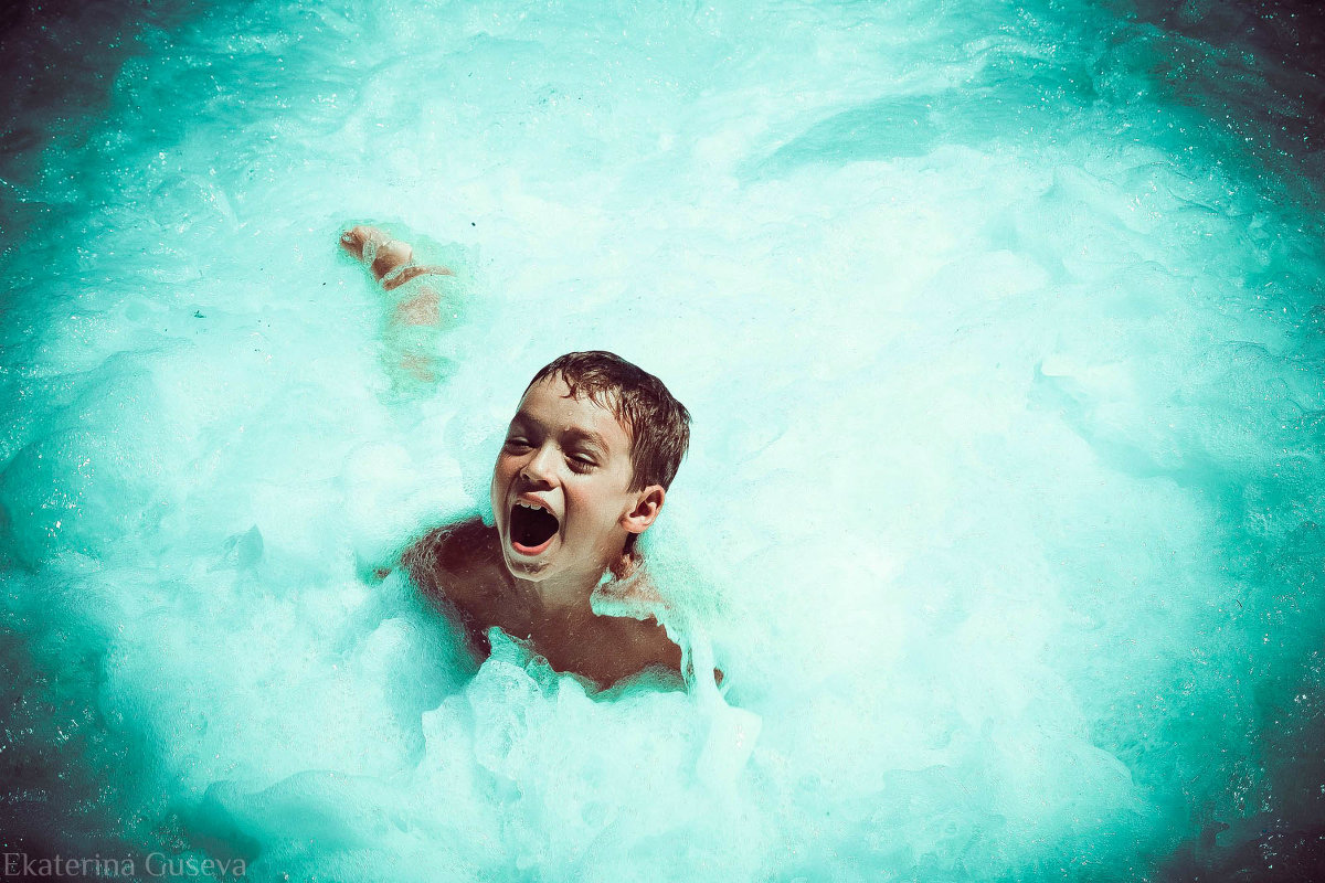 Как весело и круто - купаться в волнах! - Екатерина Гусева
