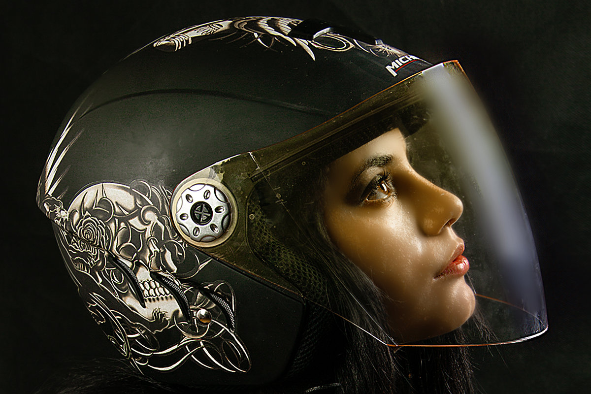 Девушка в шлеме :: Анатолий Симонов - Социальная сеть ФотоКто.