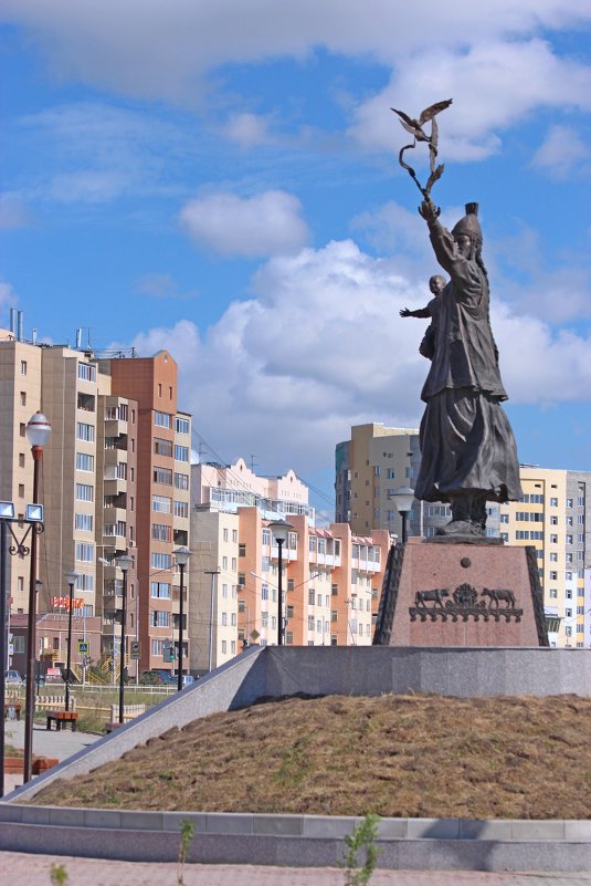 Сквер матери в городе Якутске - Александр Велигура