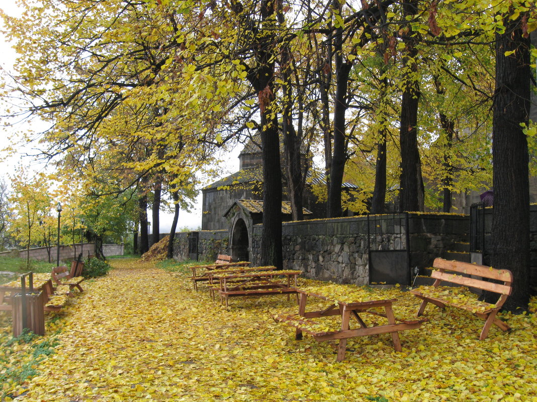 Осень в  Санаине - Volodya Grigoryan