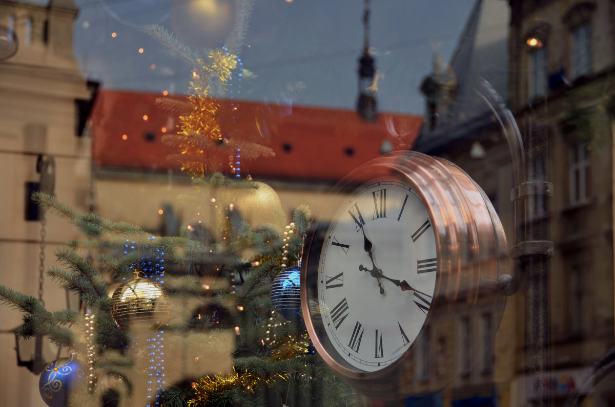 mystical clock - alexander zvir