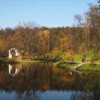 Осень в Царицыно. :: Борис Бутцев