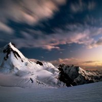 Закат в горах :: Максим Шинкаренко