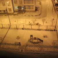 Зимний вечер и детская площадка :: Сергей 