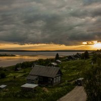 Закат в деревне :: Евгений Кривоносов