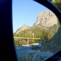 Гора Сокол в зеркале авто :: Виктор Шандыбин