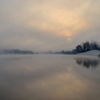 Утро. Туман над рекою. :: Валентина Данилова