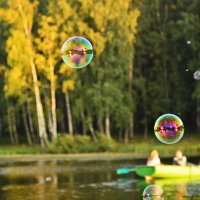 Отражение в мыльных пузырях ... :: Лилия Рунтова