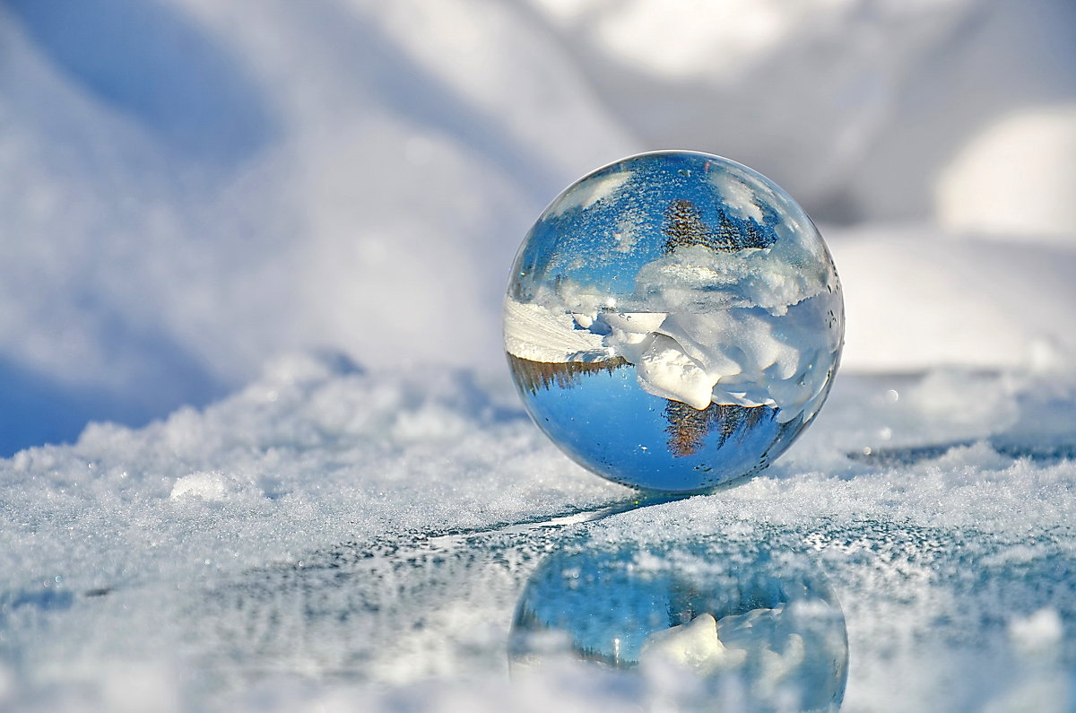 Эксперименты с шаром, зеркалом и зимой - Нина Штейнбреннер