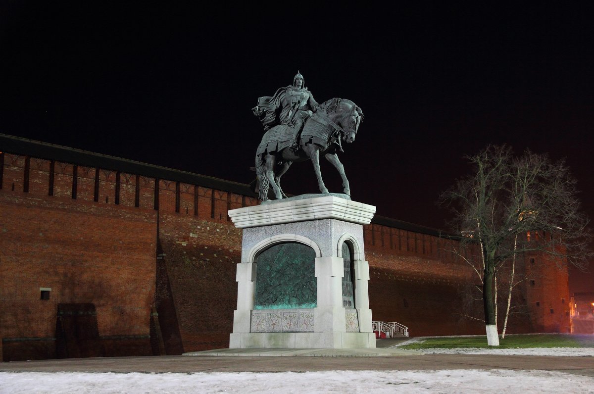 Памятник Дмирию Донскому в г. Коломне. - Victor Klyuchev