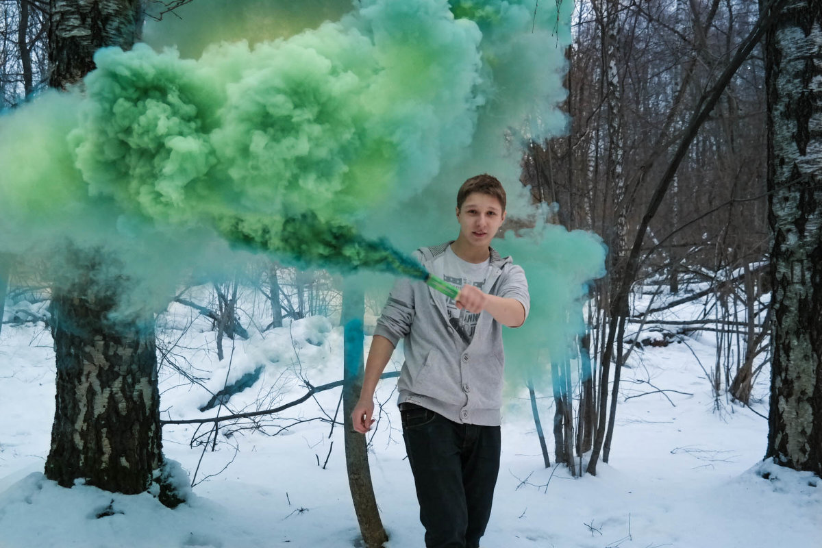 Smoke Green. - Yura Boriskin 