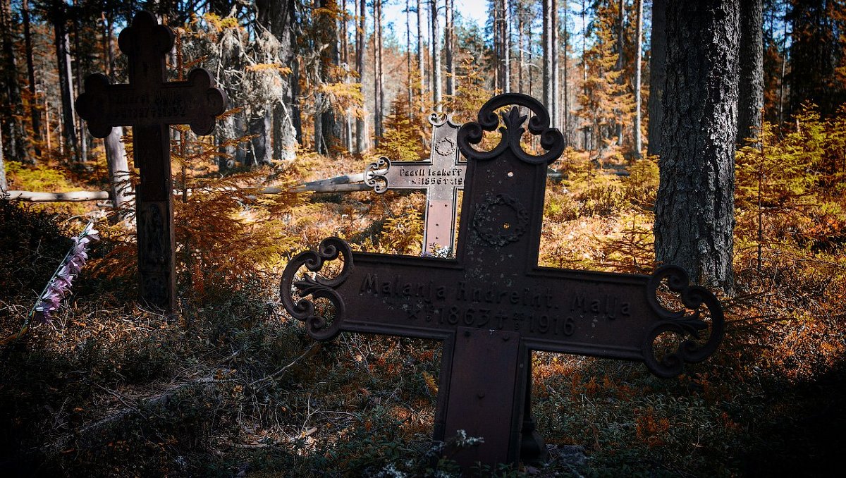 старое финское кладбище ( д. Хаутаваара ) - Юрий ефимов