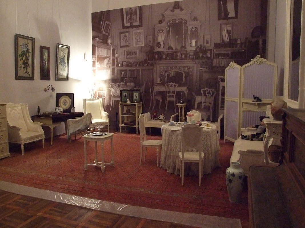 Одна из комнат императрицы - Александр Петров