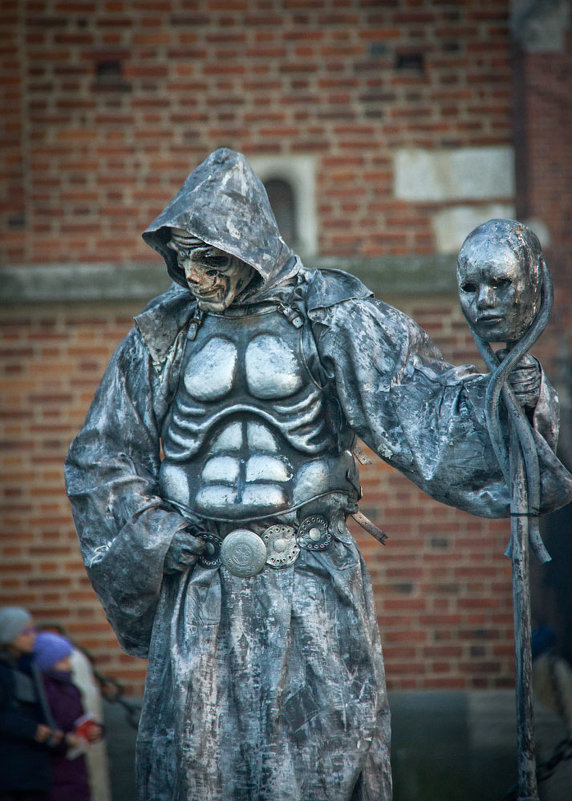 Человек-скульптура - Виталий Латышонок