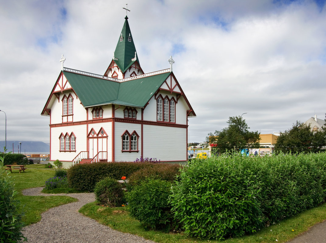 Деревянная церковь в г.Хусавик (Исландия) - Олег Неугодников