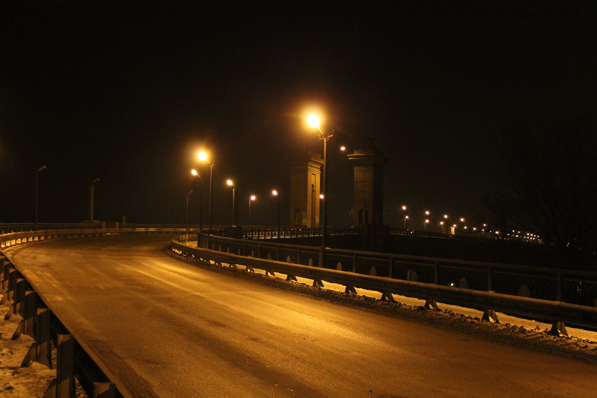 Ночной мост - Евгений .