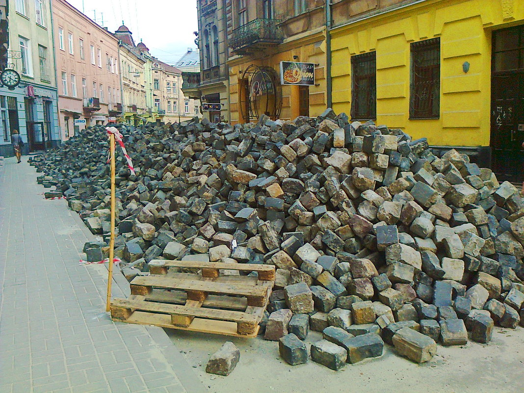 Реставрация улиц во Львове - Наталия С-ва