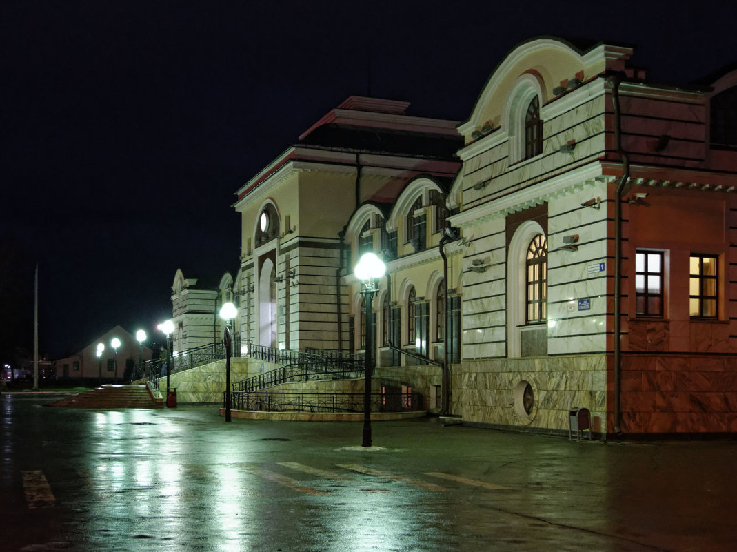 Вечерний вокзал - Валерий Шибаев