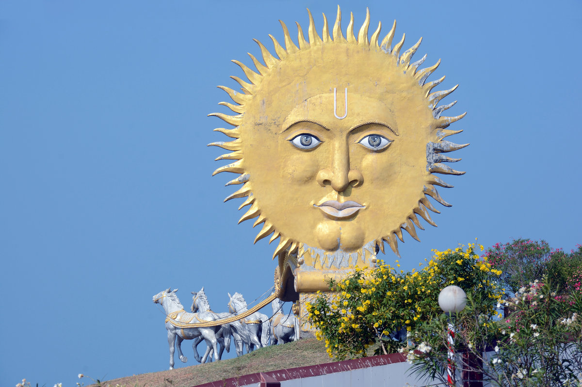 Индия. Карнатака. Мурдешвар. Колесница Бога Солнца - Минихан Сафин