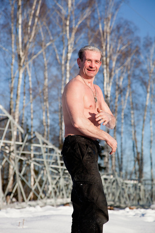 чемпион снегонырятельного спорта - Алексей Савин