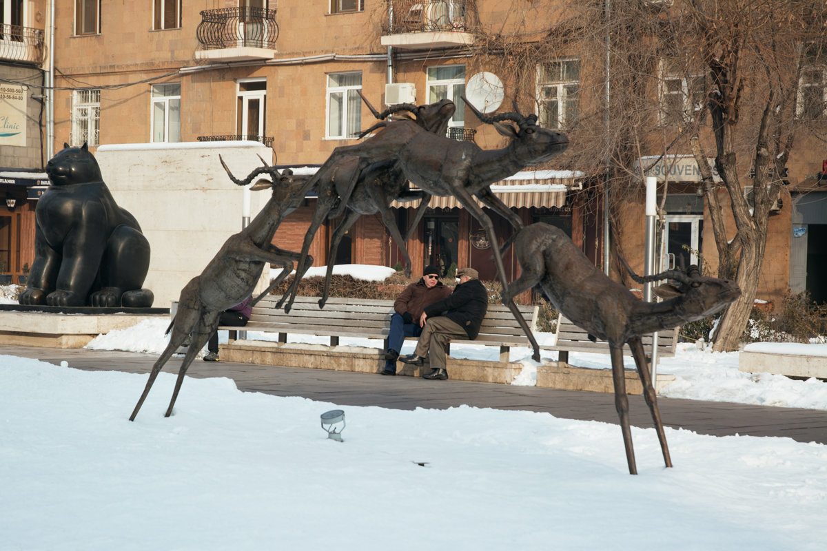 *** - Лиля Ахвердян