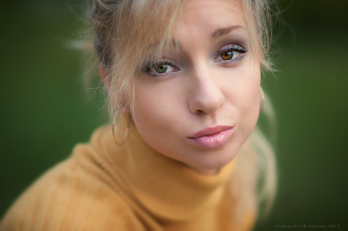 Женские глаза всегда хороши, какого бы они ни были цвета :) - Алексей Латыш