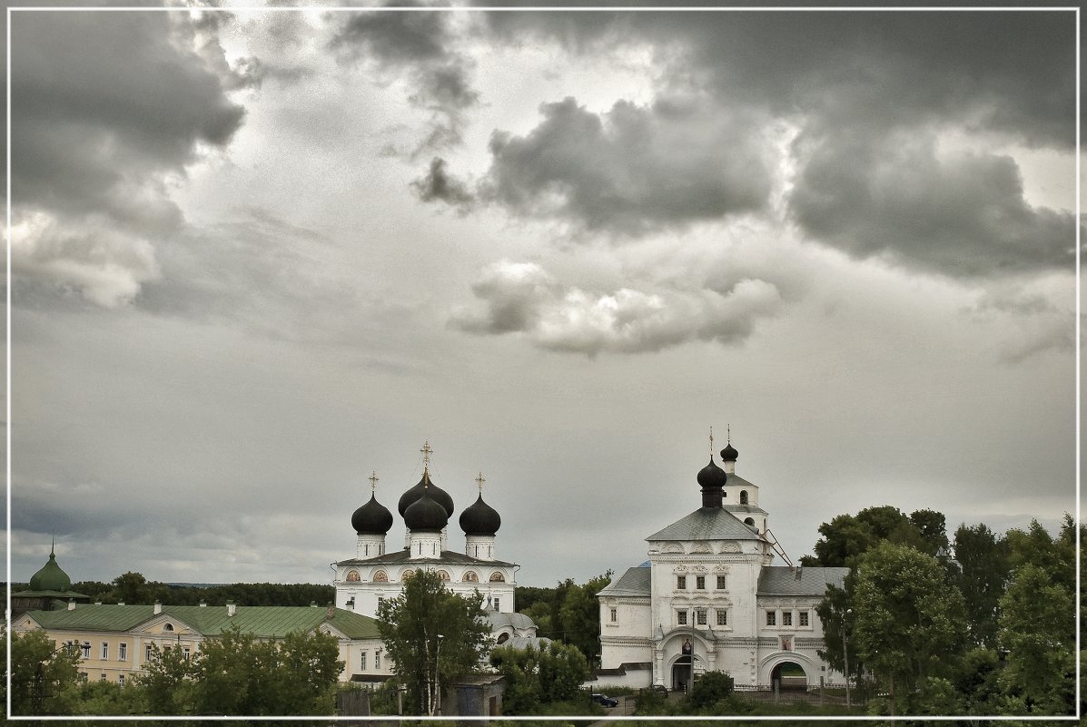 Вятка. Трифонов монастырь - Владимир Белозеров