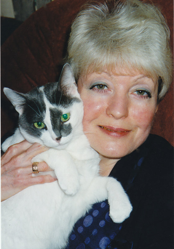 Мама Яны с моей кошкой Дашкой - Лидия кутузова