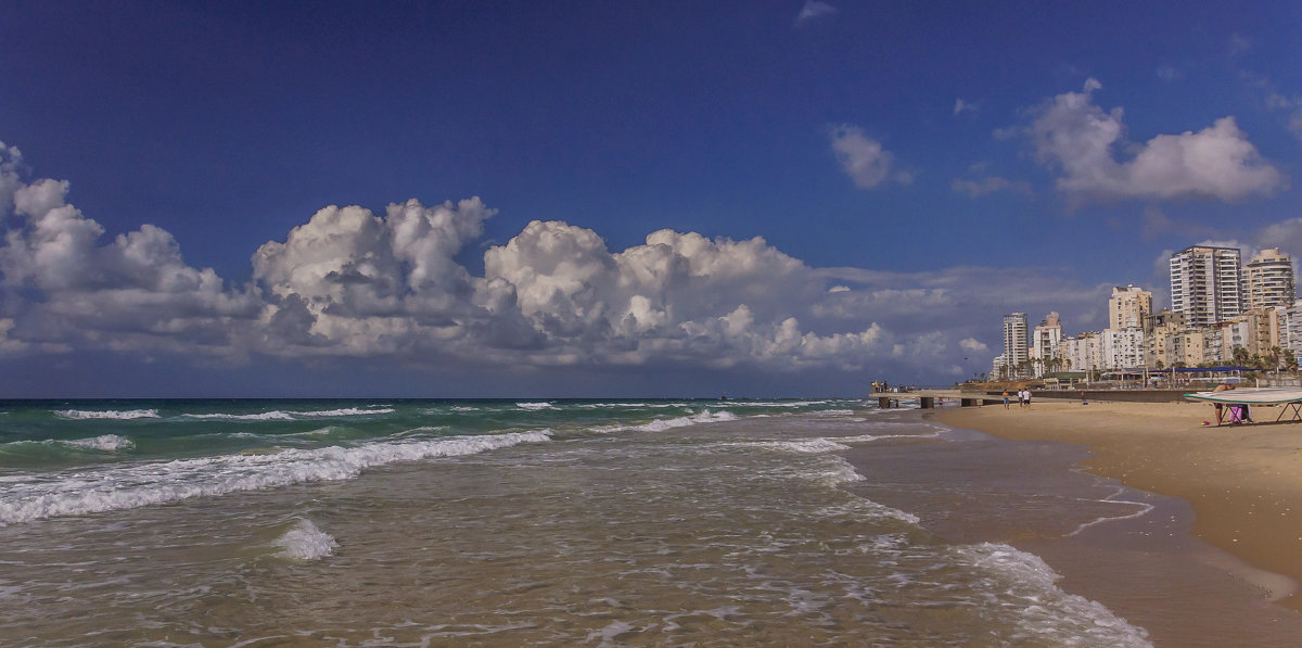 Пляж в Бат-Ям.Тель-Авив - NikOl .