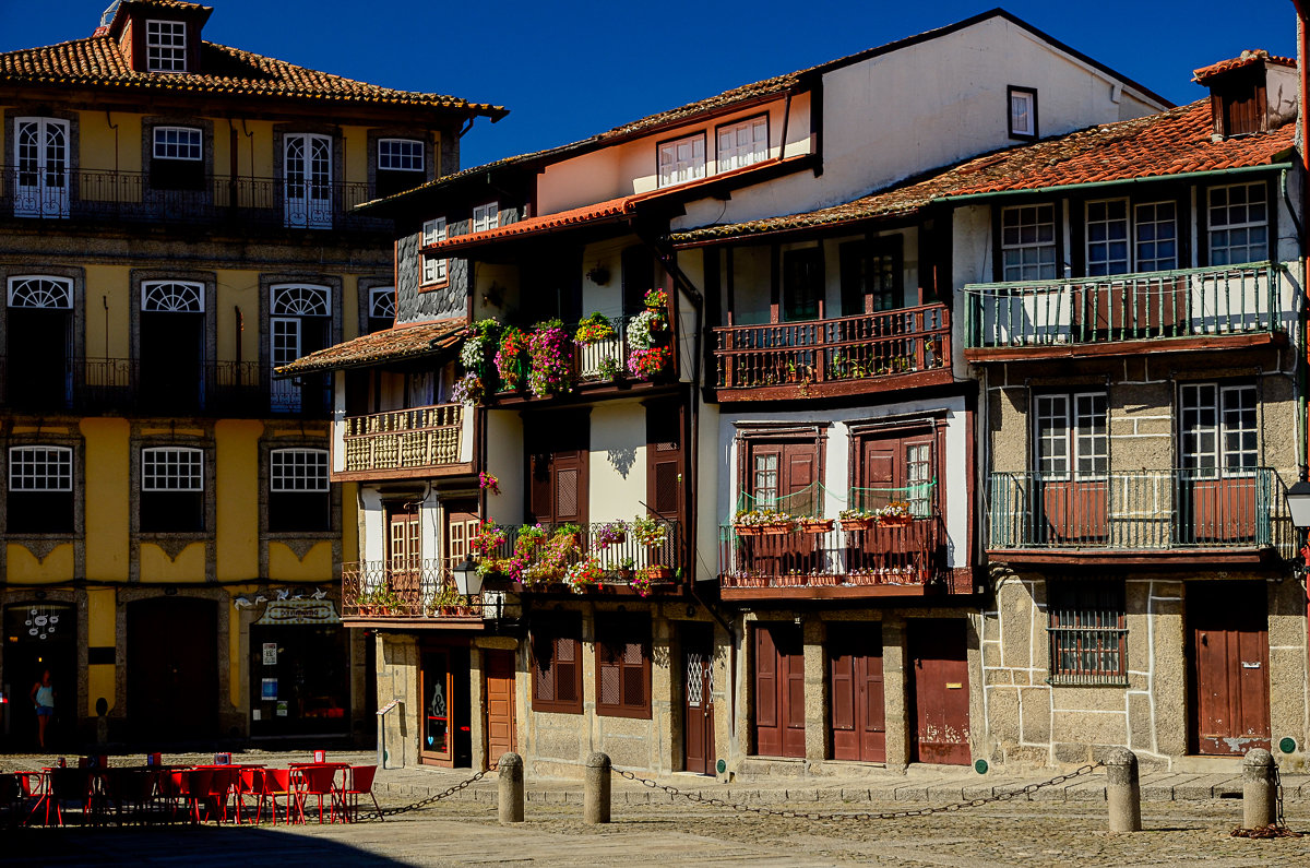 Guimaraes  (Portugal) - Alex Krasny