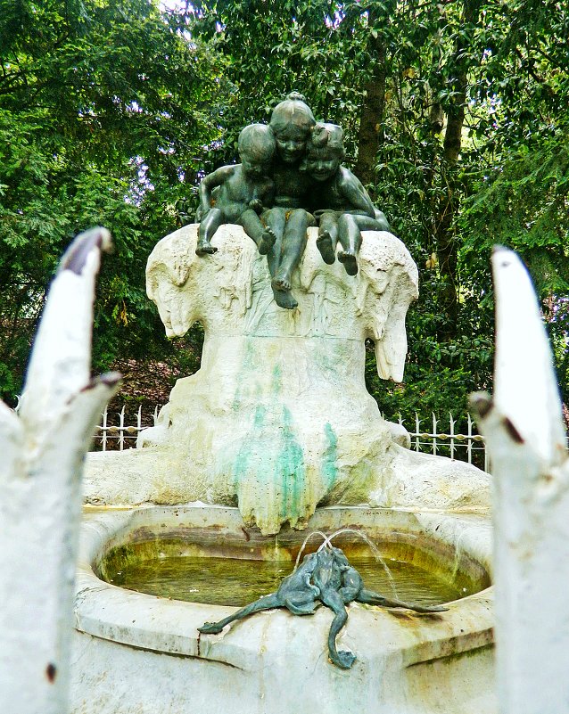 Скульптура-фонтан «Молодость» - Александр Корчемный
