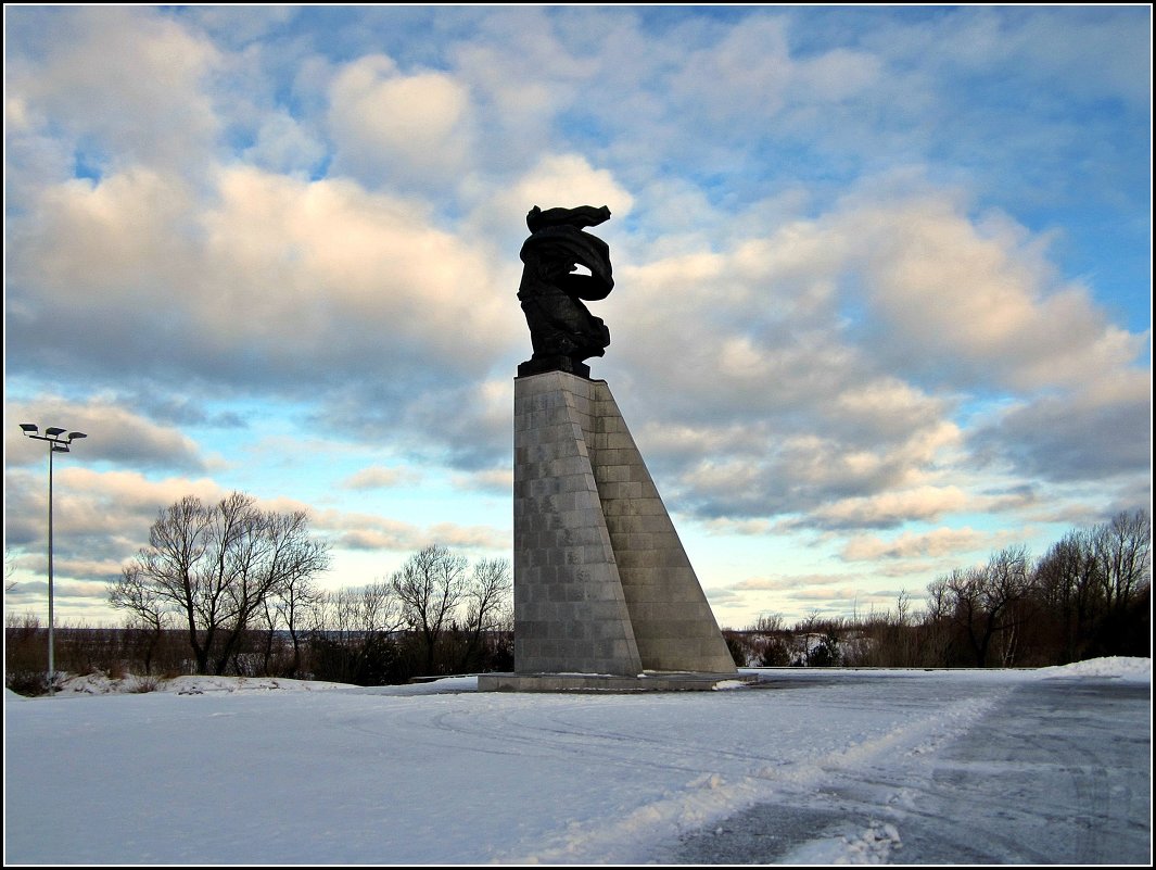 Monument to the Fallen of fishermen and sailors - Janis Jansons
