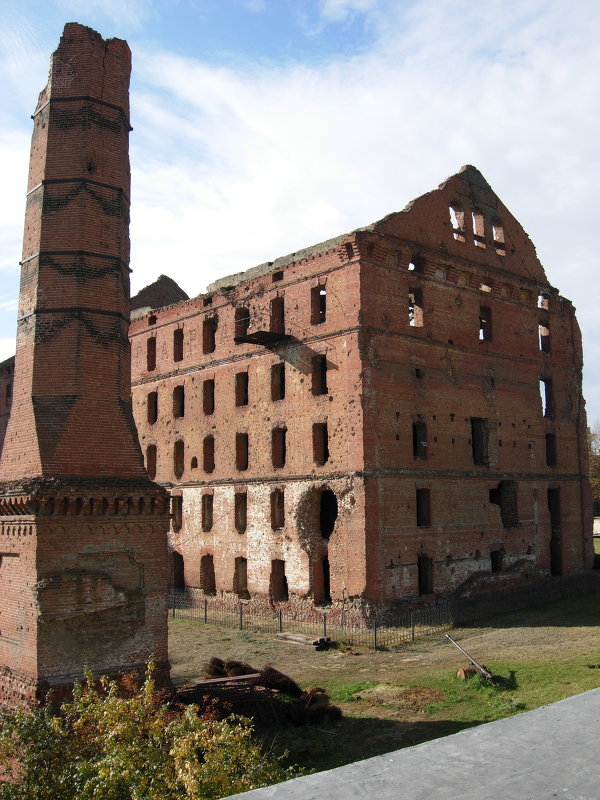 Руины старой мельницы в Волгограде - Анатолий Мельничук