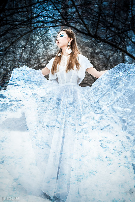 &quot;Snow Queen&quot; - Lola Kraft