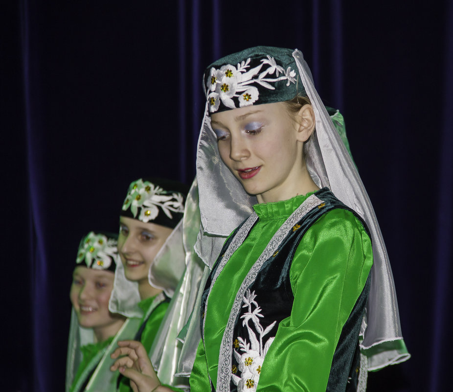 Татарский танец. - Наталья Smirnova
