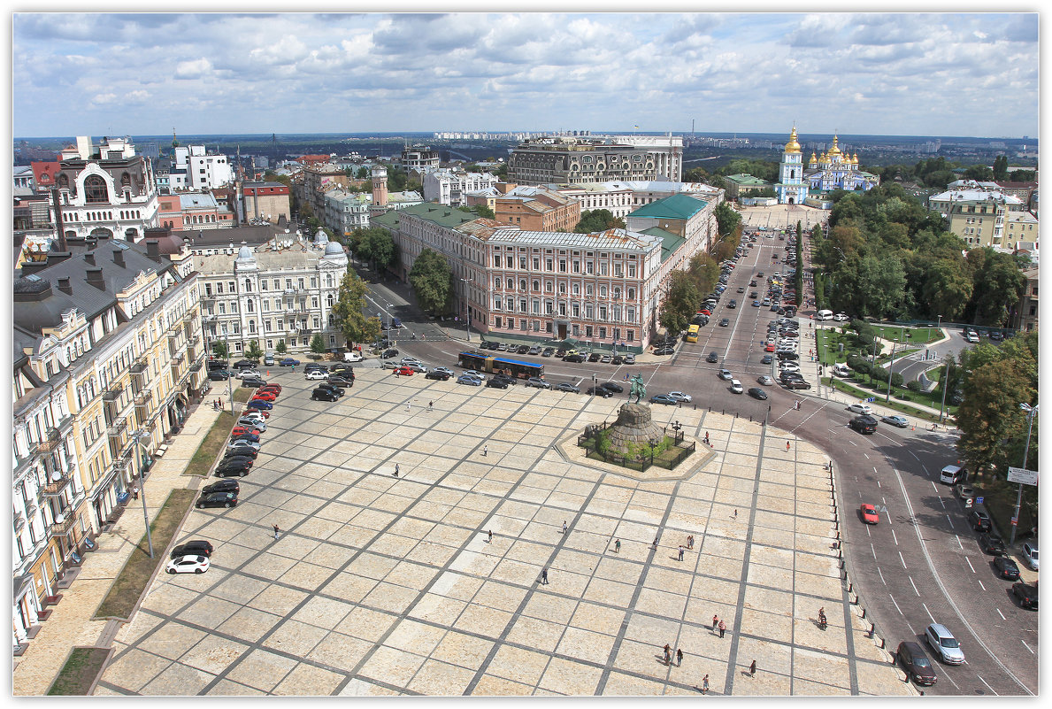 Городской пейзаж - Александр Назаров