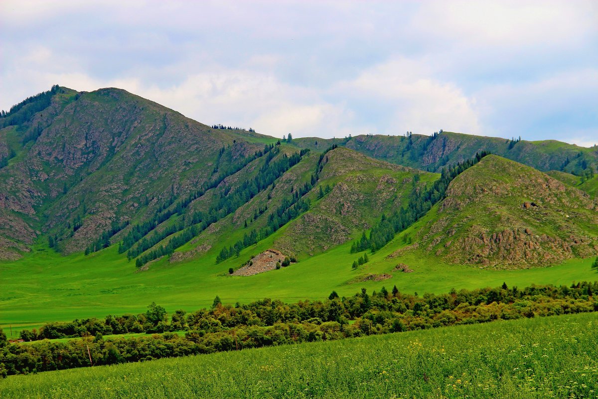 Пейзаж  с  горами. - Vlad Borschev