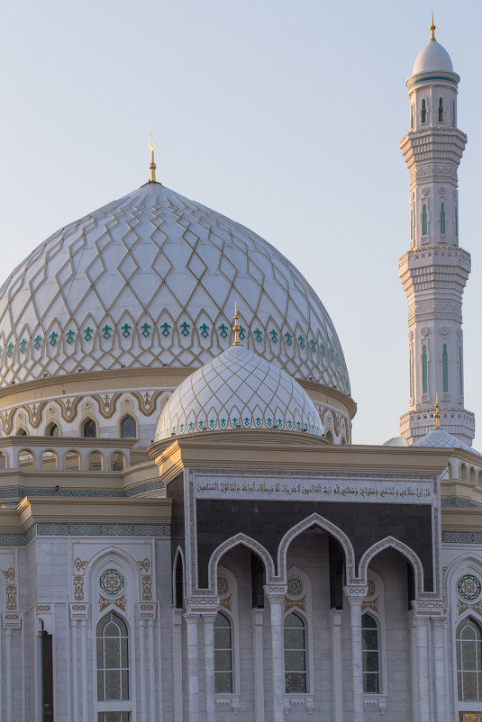 Центральная мечеть Хазрет Султан - Максим Рожин