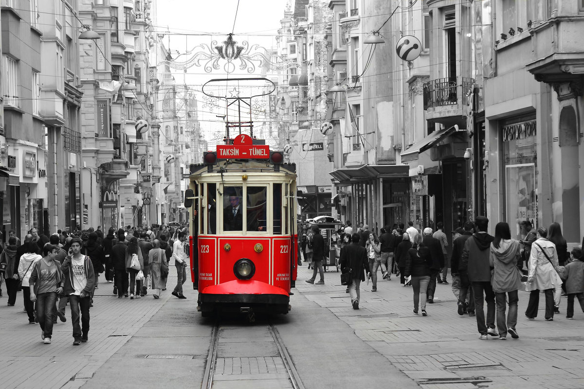 Старый трамвай на улице Стамбула... - Cергей Павлович