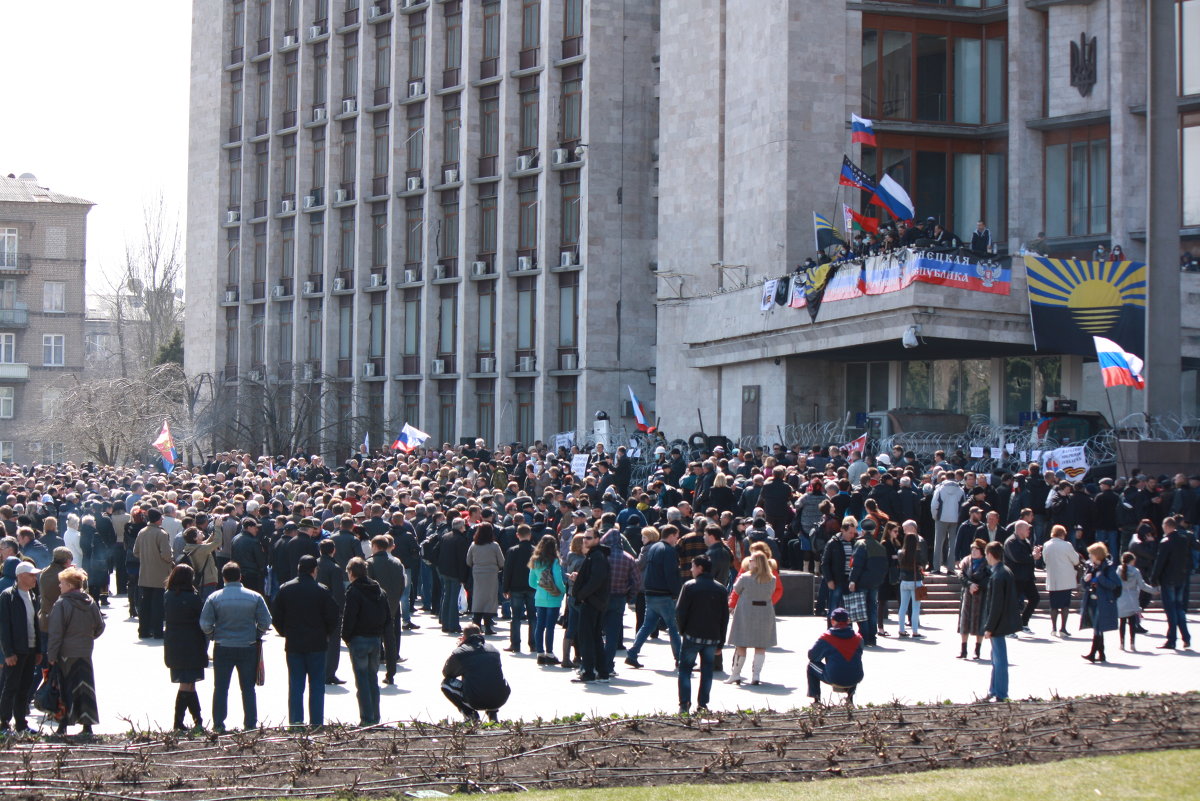 Провозглашение Донецкой народной республики. 7 апреля 2014 - Юлия Талалай