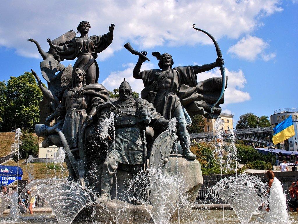 Памятник и революция. Фото №1 - Владимир Бровко