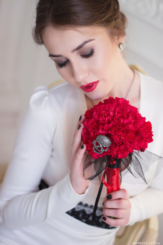 Невеста в стиле "Белая готика" - Елена Добкина