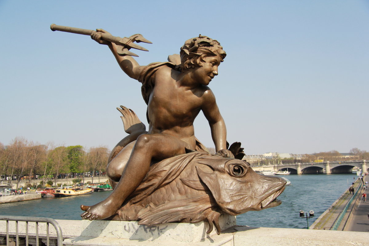 Париж. Ангел на мосту Александра III - Oleg Pustovalov